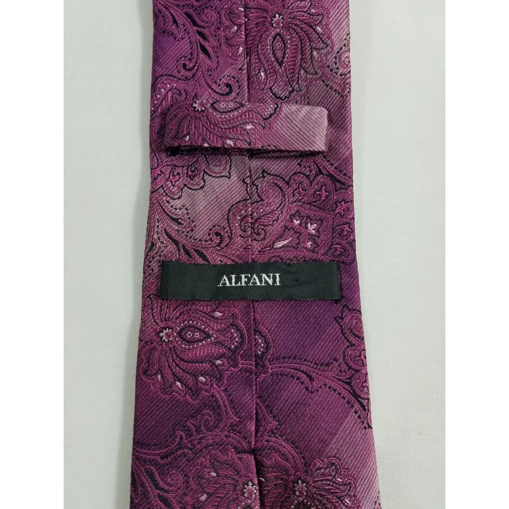 Alfani Mens Necktie Silk Pink Mauve Floral and Stripe purplish Tie 60